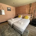 Centre 3*