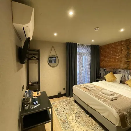 Centre 3*