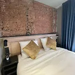 Centre 3*